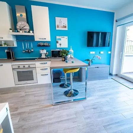 Casa Elena Le Sprizze Марчиана-Марина